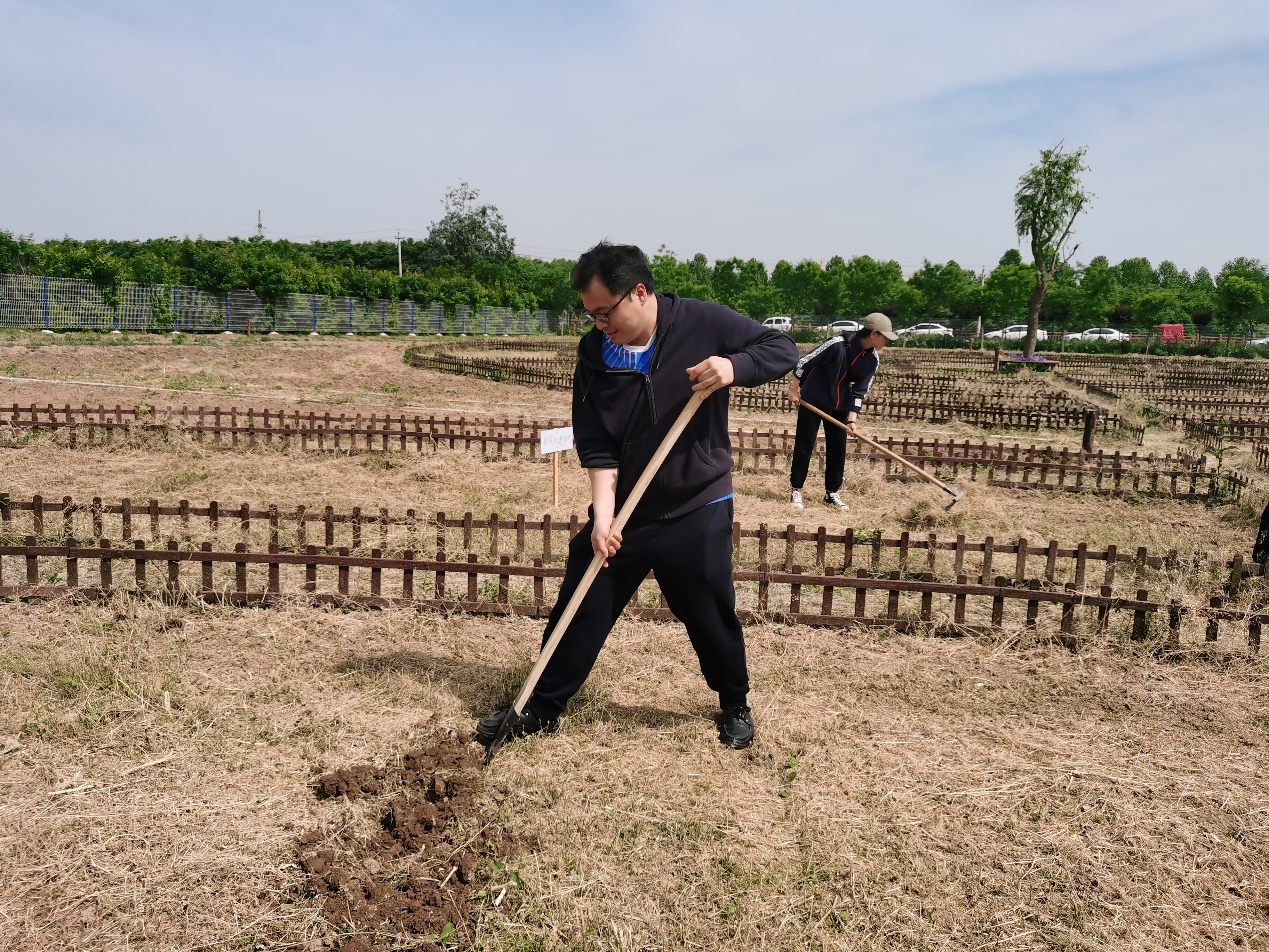 37bc19a68c754ade9c8434bc07d35fce.png 37bc19a68c754ade9c8434bc07d35fce.png